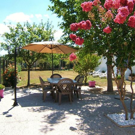 Gite L'Hirondelle Castelnau-de-Médoc 外观 照片