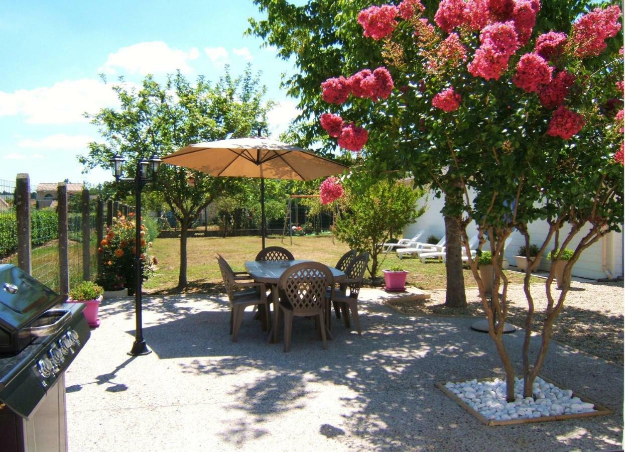 Gite L'Hirondelle Castelnau-de-Médoc 外观 照片